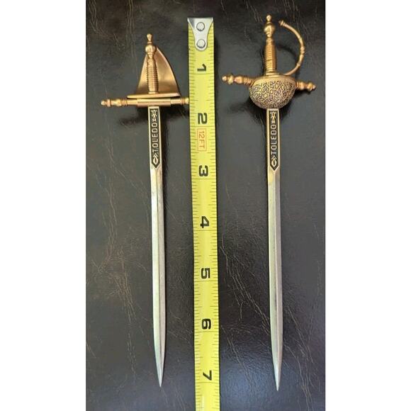 Vintage TOLEDO Spanish Damascene 2 Small Sword Cocktail Picks with Stand - Picture 9 of 11